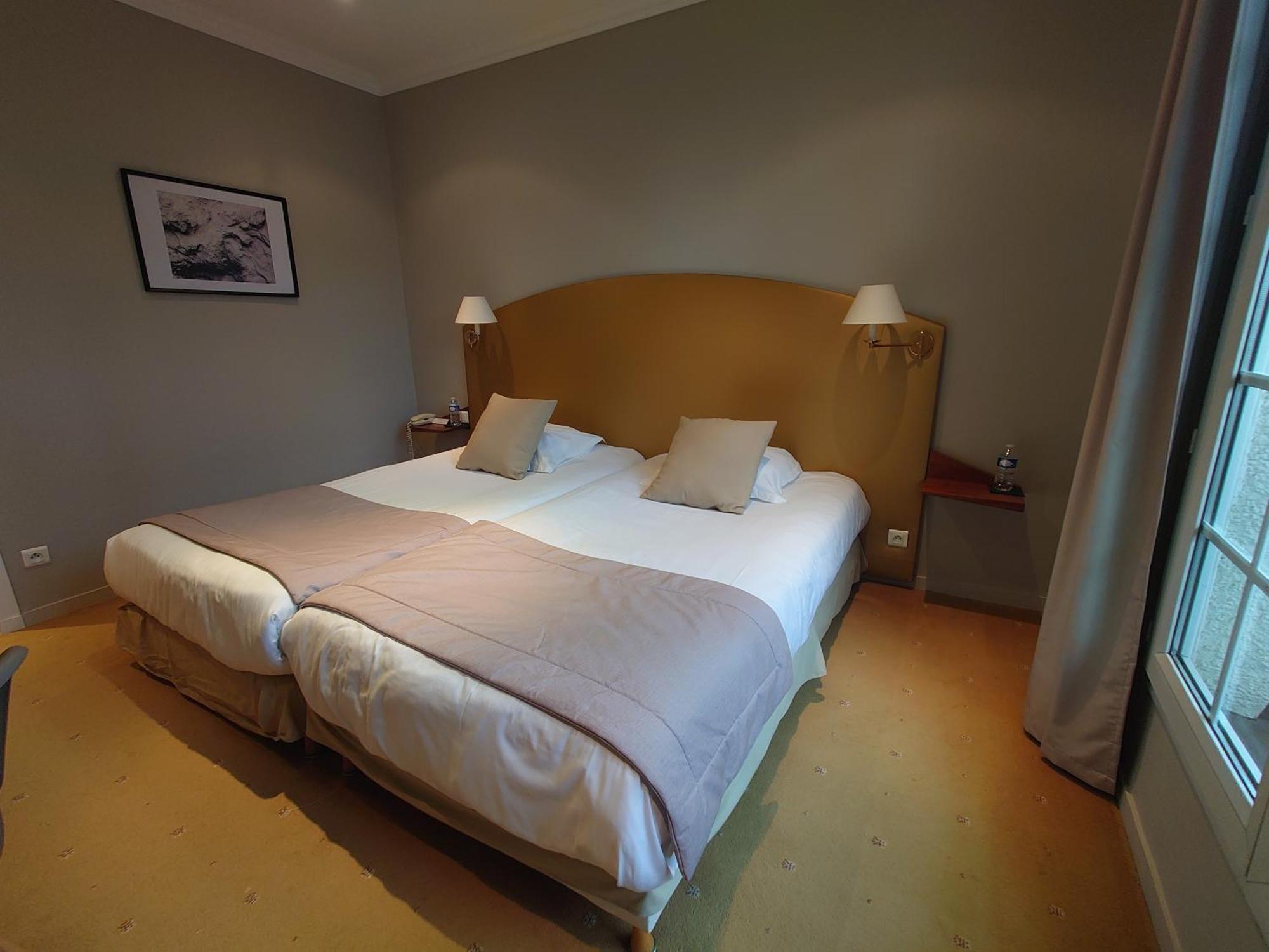 Hotel Le Continental Forges-les-Eaux Room photo